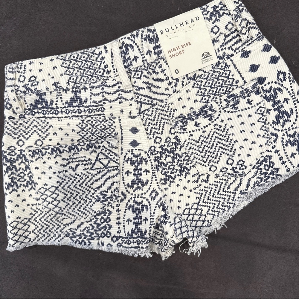 Bullhead jean shorts